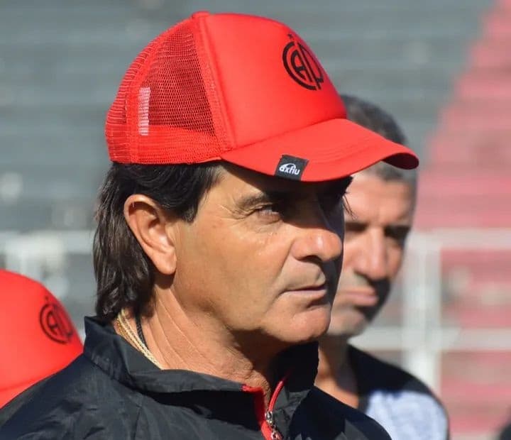 ¡Fin de ciclo! Forestello no es más entrenador de Patronato