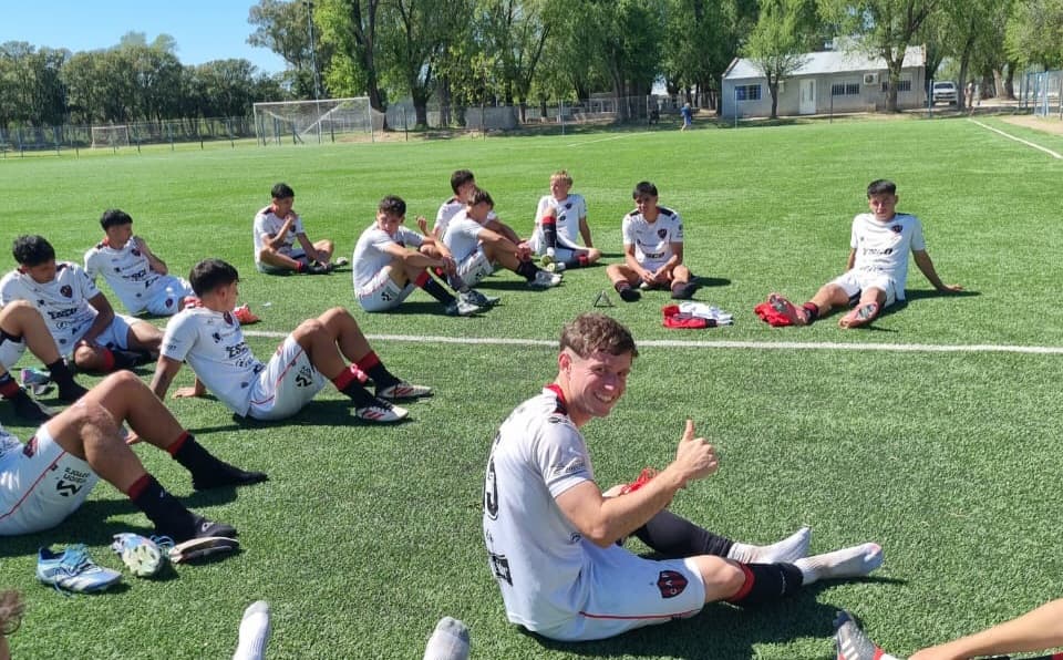 Antes del Reducido, Patronato se midió con Estudiantes de Río IV