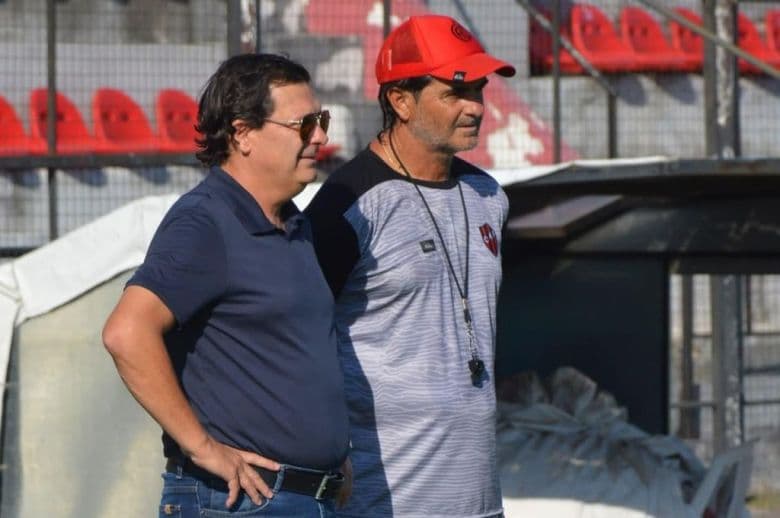 Patronato respalda a Rubén Darío Forestello