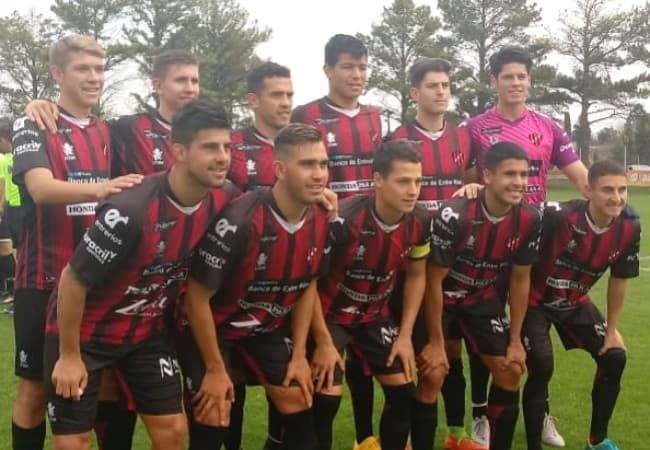 Se formó en La Capillita, debutó en la Superliga con Patronato y ahora reforzó a un rival directo