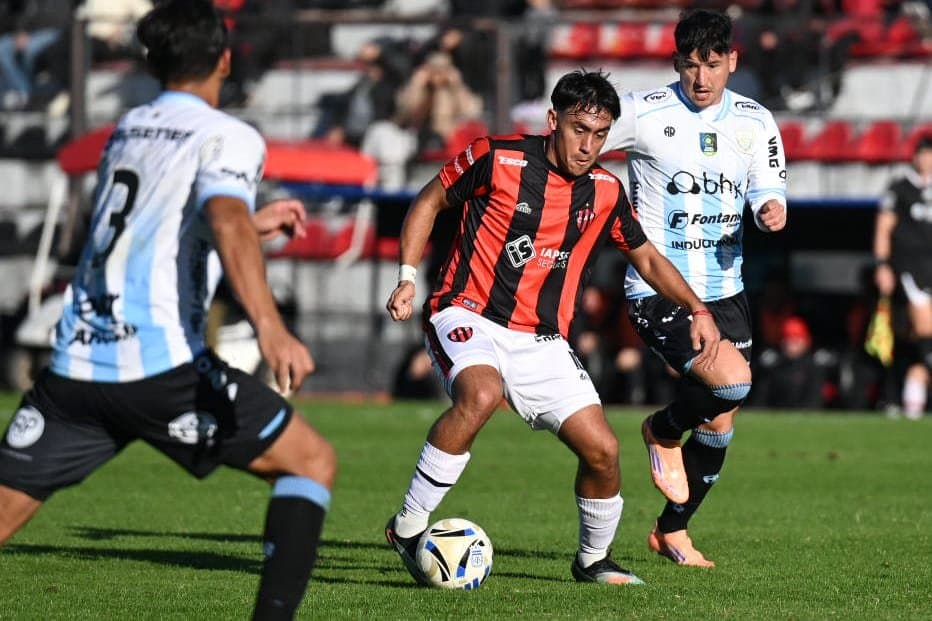 Patronato sigue en la misma situación: no se cae y no despega