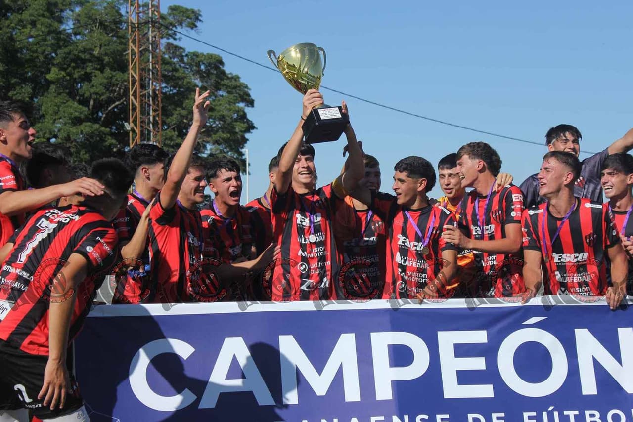 La Sub23 no se cansa de coronar: ¡Tricampeones de Liga!